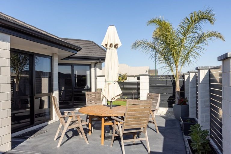 Photo of property in 1 Drake Crescent, Awatoto, Napier, 4110