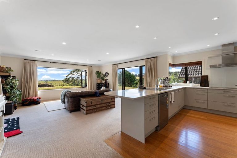 Photo of property in 78 Okura River Road, Okura, Albany, 0792