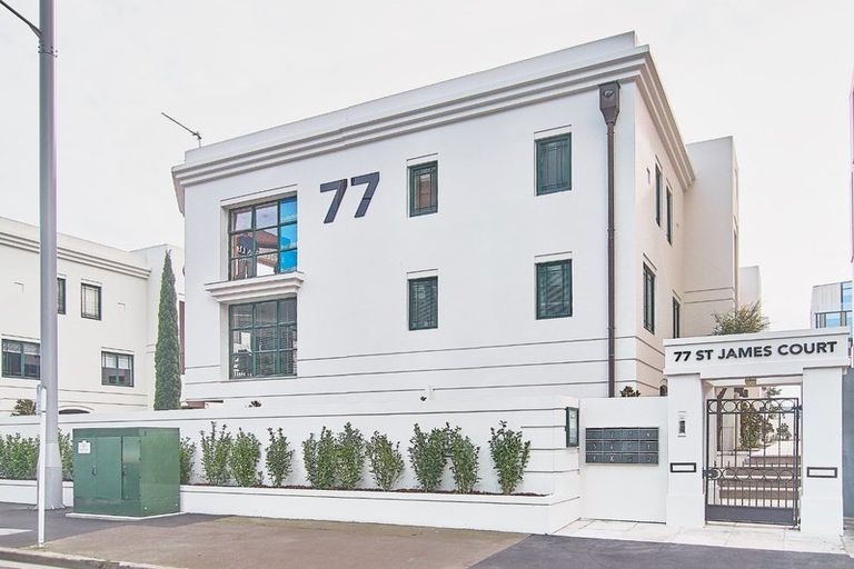 Photo of property in St James Courts, 4/77 Gloucester Street, Christchurch Central, Christchurch, 8013