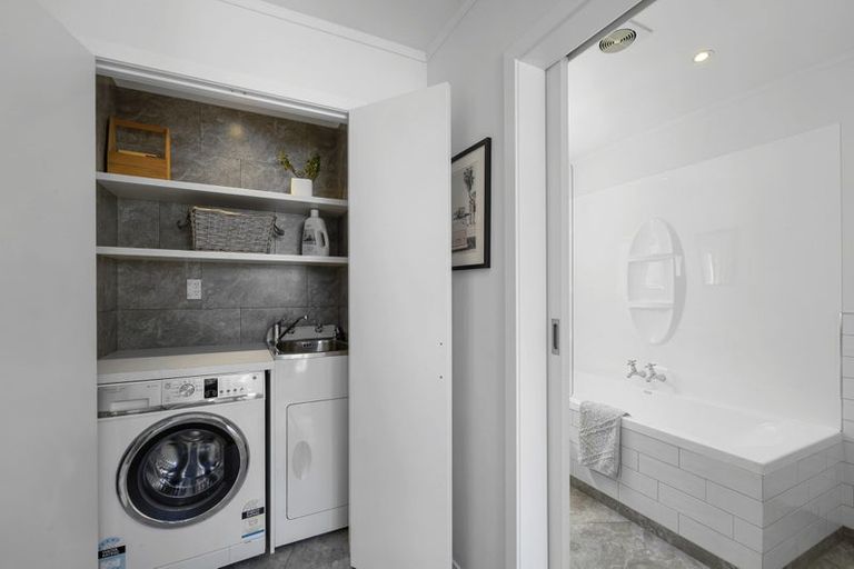 Photo of property in 26 Mclean Street, Strandon, New Plymouth, 4312