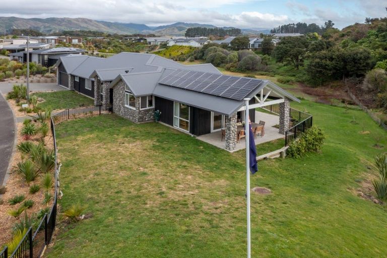 Photo of property in 20 Te Heke Place, Waikanae, 5036