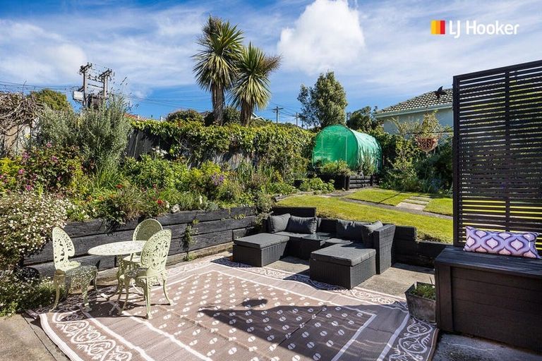 Photo of property in 62 Middleton Road, Kew, Dunedin, 9012