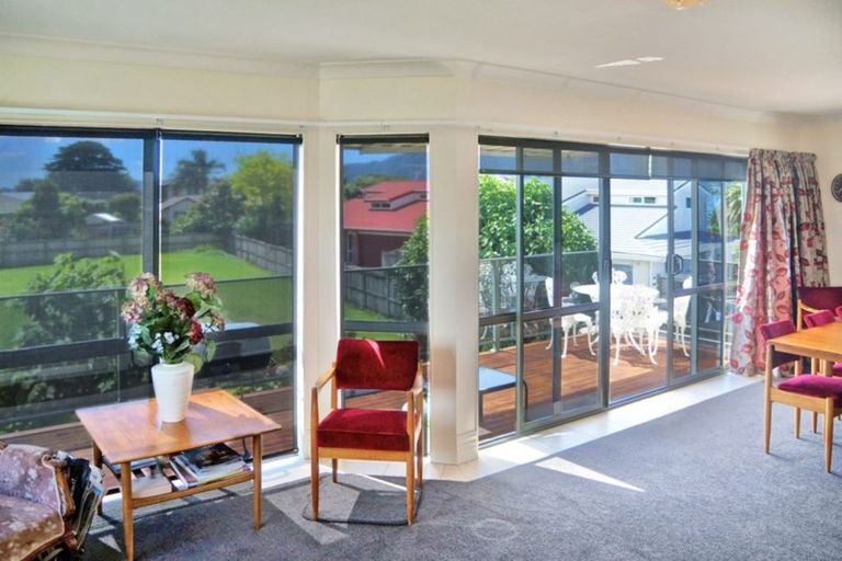 Photo of property in 68 One Tree Point Road, One Tree Point, 0118