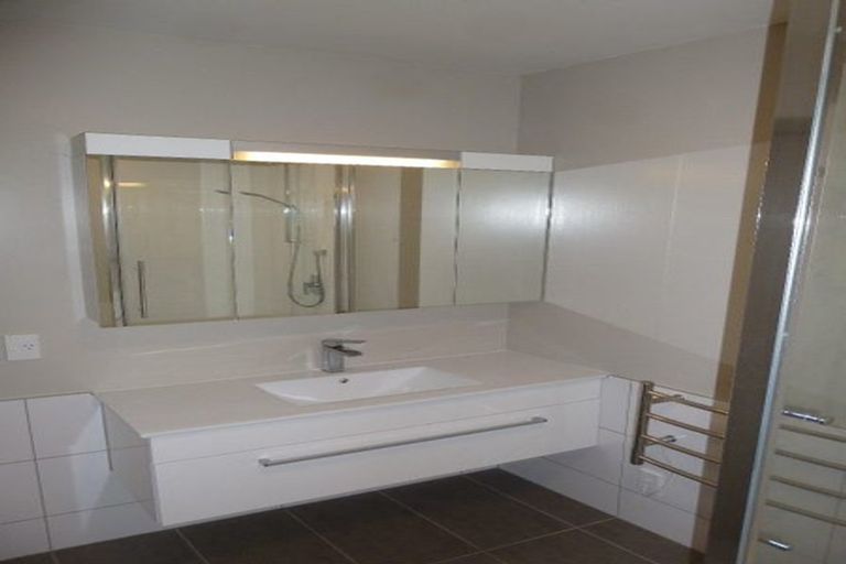 Photo of property in Canvas Apartments, 22/307 Willis Street, Te Aro, Wellington, 6011