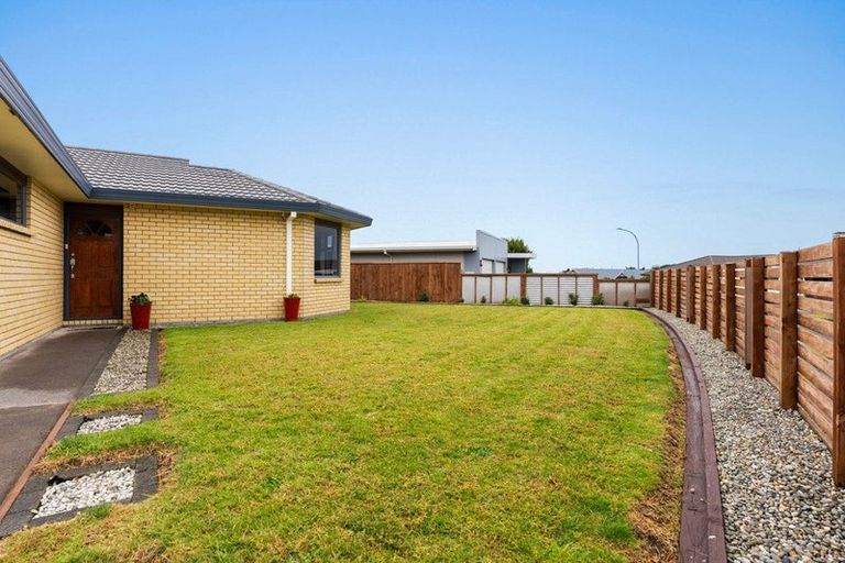 Photo of property in 31 Dillon Drive, Bell Block, New Plymouth, 4312