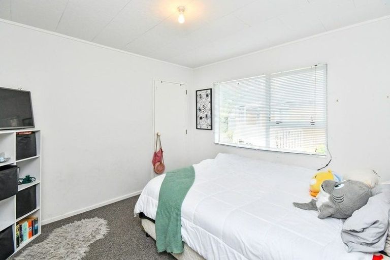 Photo of property in 15 Lowburn Place, Clover Park, Auckland, 2019