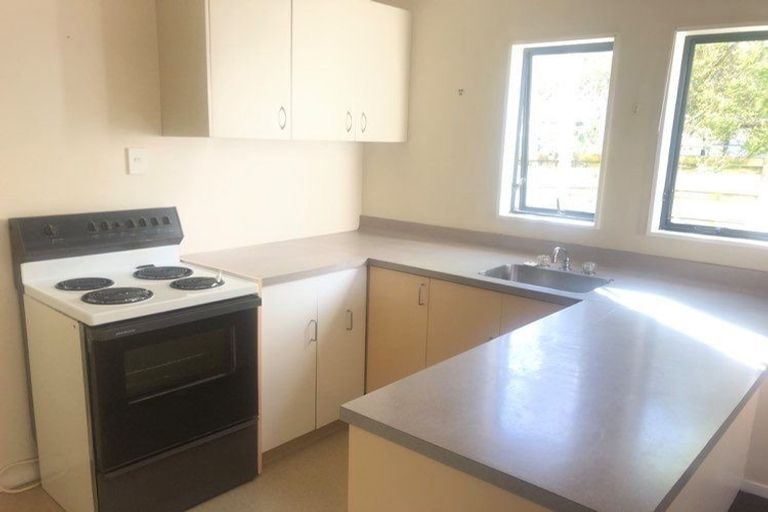 Photo of property in 5/70 Waiwhetu Road, Waiwhetu, Lower Hutt, 5010