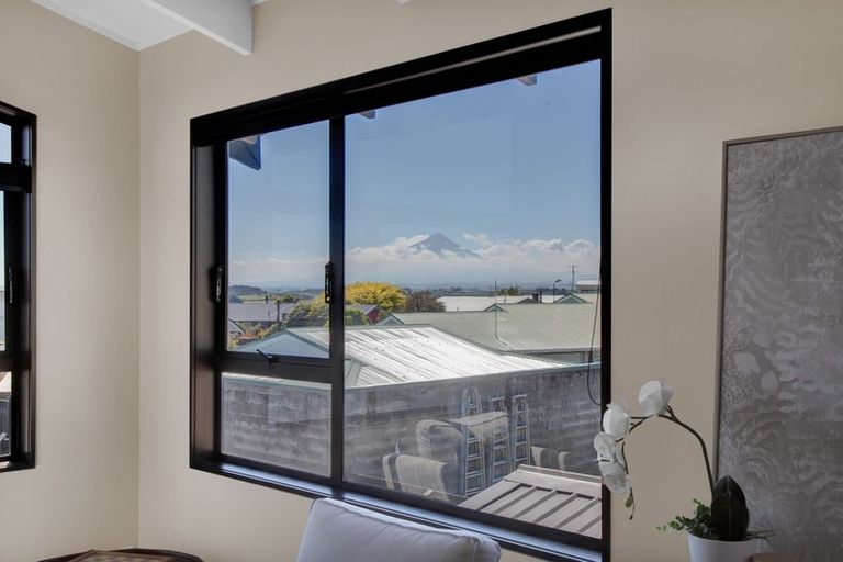 Photo of property in 7 Green Lane, Hawera, 4610