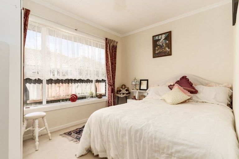 Photo of property in 214 Shortland Street, Aranui, Christchurch, 8061