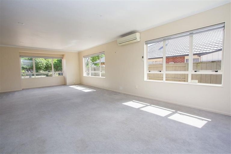 Photo of property in 4 Worcester Drive, Rototuna North, Hamilton, 3210
