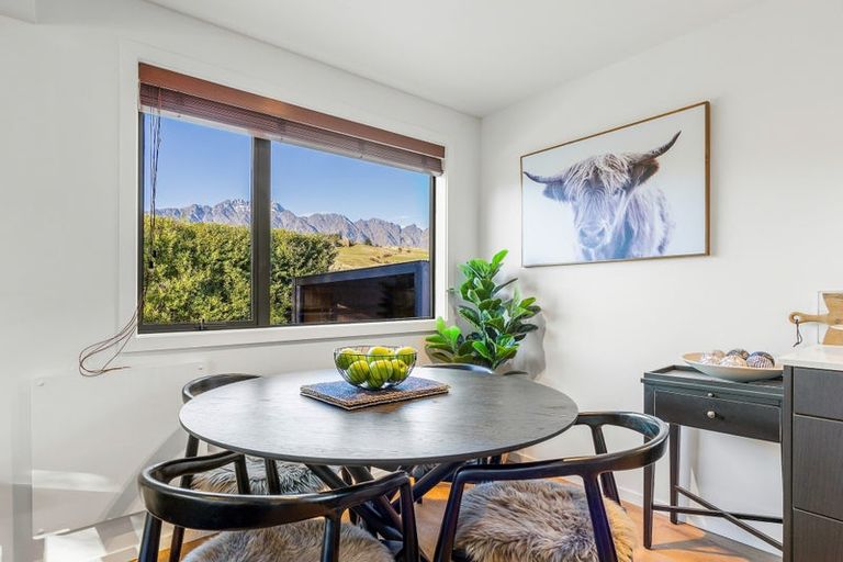 Photo of property in 65 Oregon Drive, Kelvin Heights, Queenstown, 9300