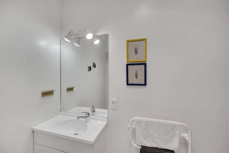 Photo of property in 9a Charles Street, Westshore, Napier, 4110