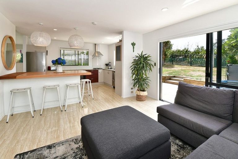 Photo of property in 56 Regency Park Drive, Gulf Harbour, Whangaparaoa, 0930