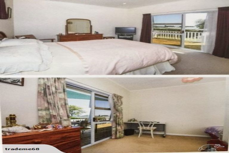 Photo of property in 9 Bernleigh Terrace, West Harbour, Auckland, 0618