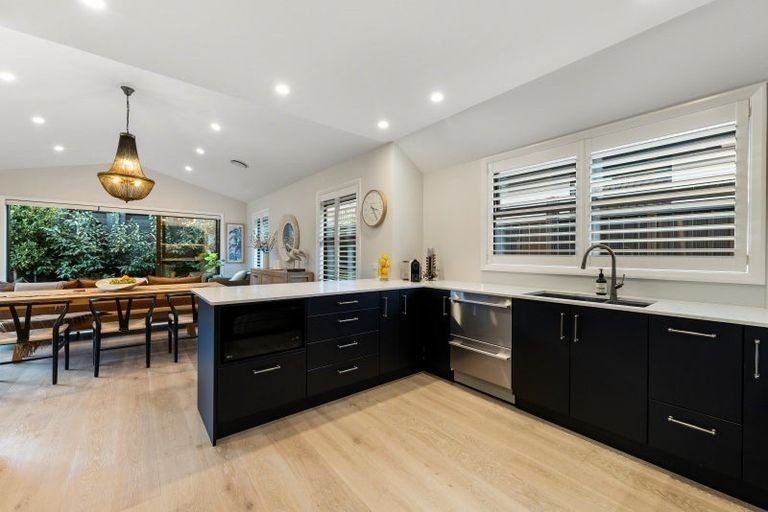 Photo of property in 5 Brendan Close, Omokoroa, 3114