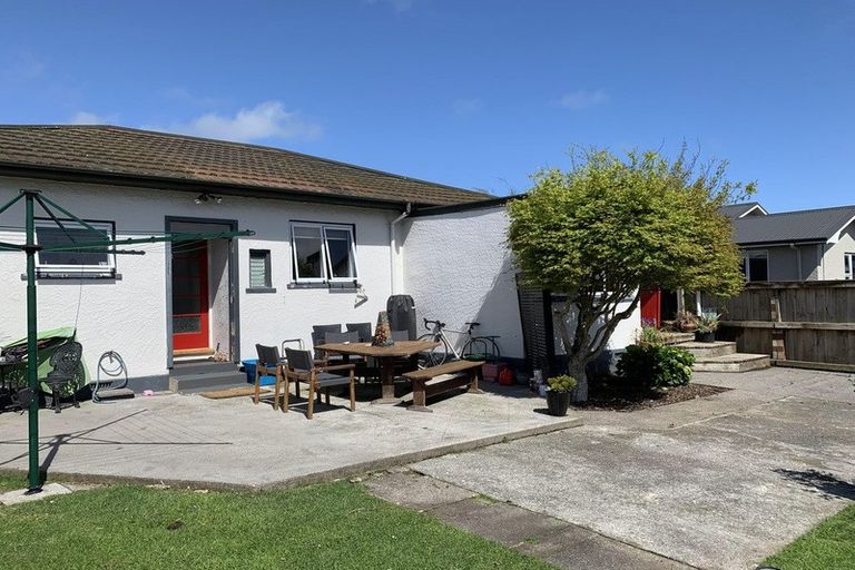 Photo of property in 319 Carrington Street, Vogeltown, New Plymouth, 4310