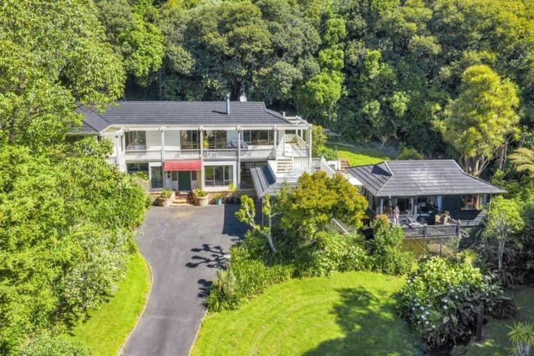 Photo of property in 8 Montressor Place, Howick, Auckland, 2014