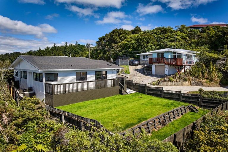 Photo of property in 73 Logie Street, Stokes Valley, Lower Hutt, 5019