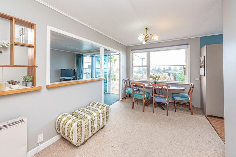 Photo of property in 49 Matai Street, Castlecliff, Whanganui, 4501
