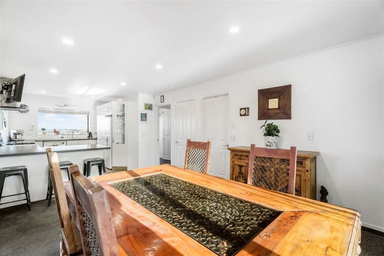 Photo of property in 1183 Whangaparaoa Road, Gulf Harbour, Whangaparaoa, 0930