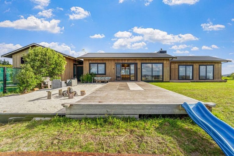 Photo of property in 328 Mainland Road, Kaipara Flats, Warkworth, 0984