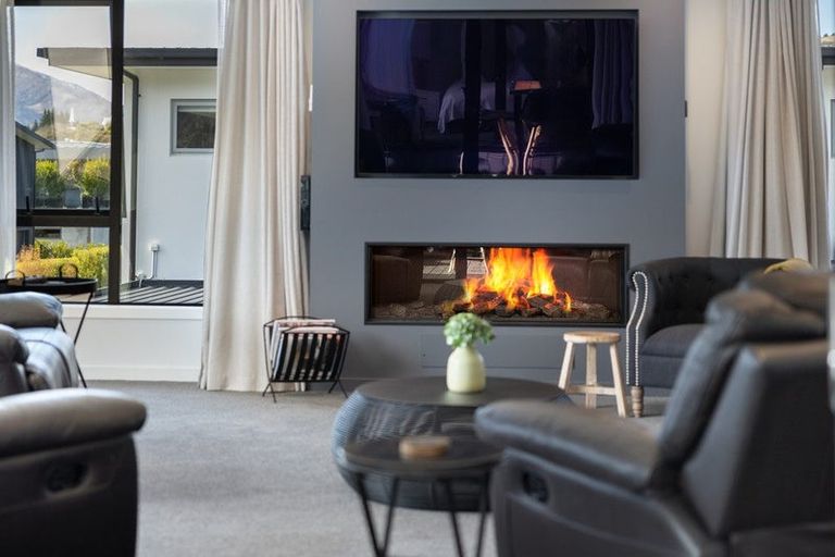 Photo of property in 14 Primary Lane, Wanaka, 9305