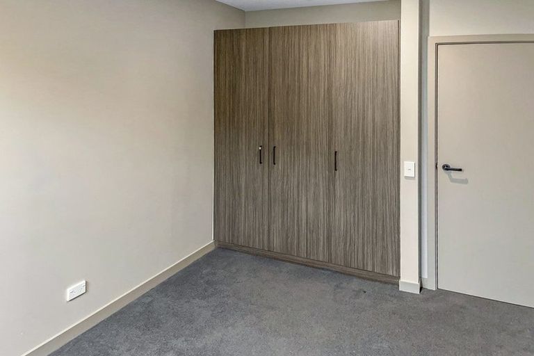 Photo of property in 104/2 Launch Road, Hobsonville, Auckland, 0616