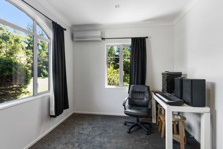 Photo of property in 16 Harpers Road, Loburn, Rangiora, 7472