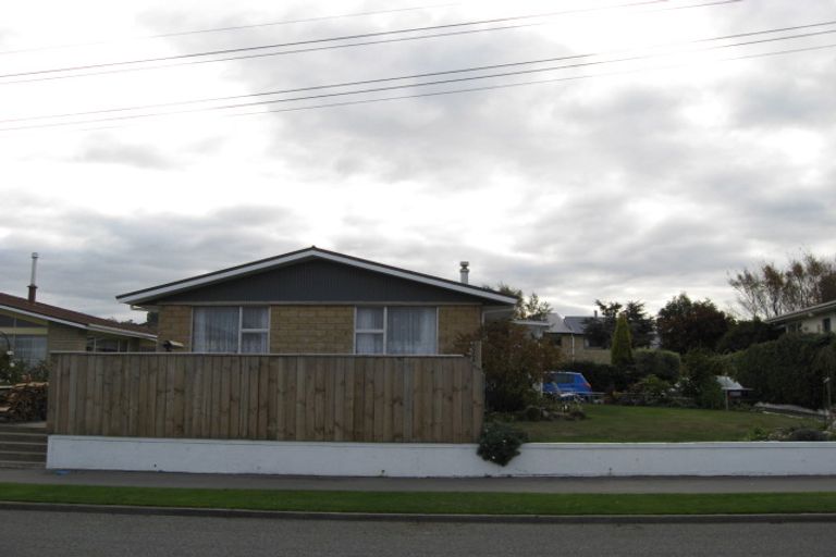 Photo of property in 16 Meon Street, Oamaru North, Oamaru, 9400