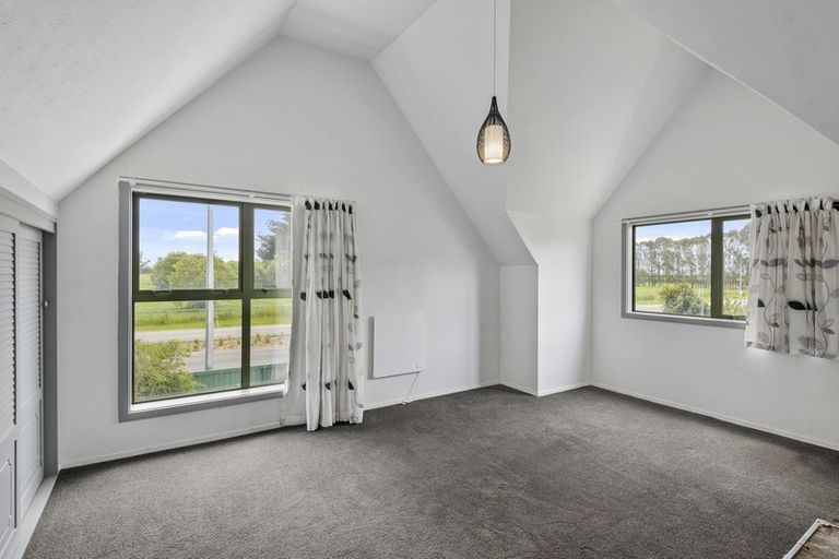 Photo of property in 76 Russley Road, Russley, Christchurch, 8042