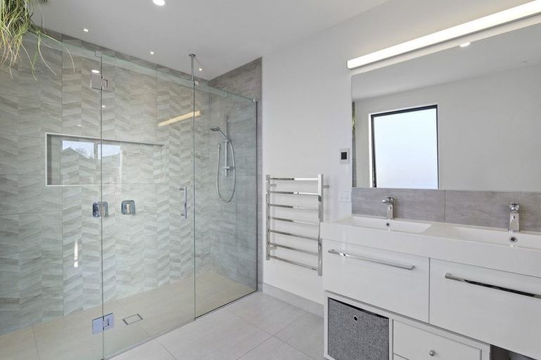 Photo of property in 1 Sorrel Gate, Halswell, Christchurch, 8025