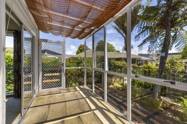 Photo of property in 43 Dorset Avenue, Westown, New Plymouth, 4310