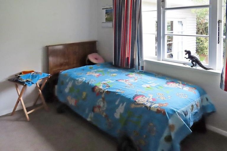 Photo of property in 15 Prouse Grove, Silverstream, Upper Hutt, 5019