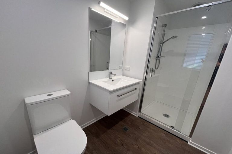 Photo of property in 2/1g Hewitts Road, Merivale, Christchurch, 8014