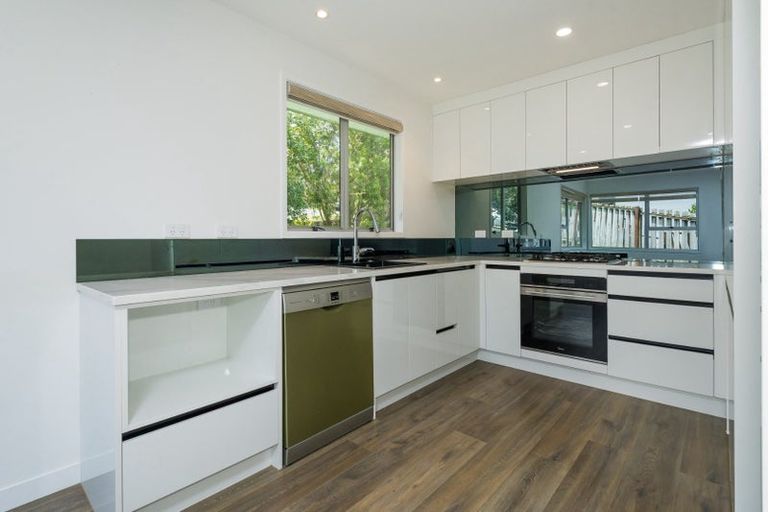 Photo of property in 59 Sycamore Drive, Sunnynook, Auckland, 0620