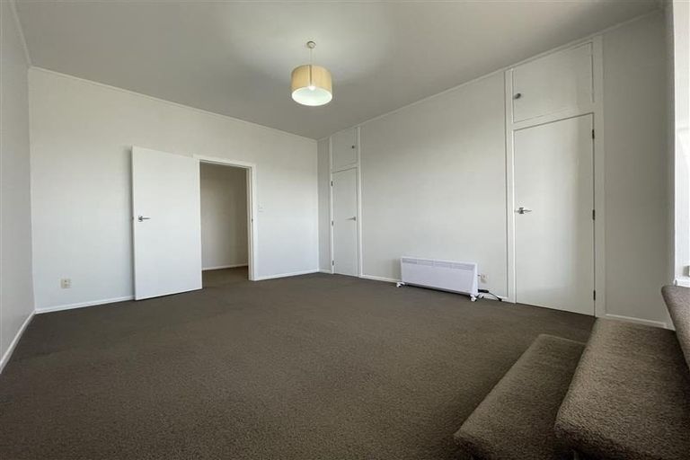 Photo of property in 1/24 Austin Street, Mount Victoria, Wellington, 6011