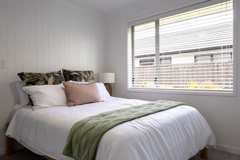 Photo of property in 5 Kihi Place, Ruakaka, 0116