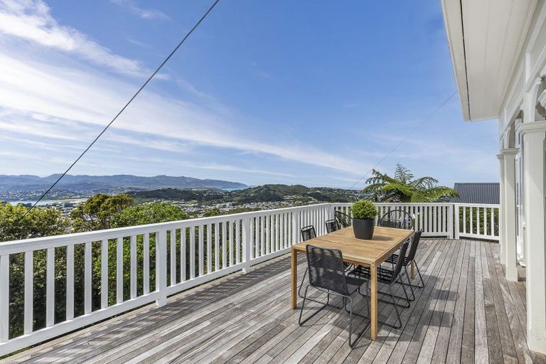 Photo of property in 5a Fortunatus Street, Brooklyn, Wellington, 6021