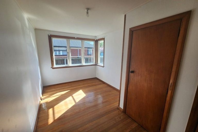 Photo of property in 28 Auburn Avenue, Upper Riccarton, Christchurch, 8041