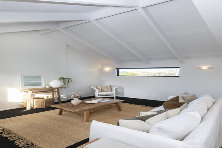 Photo of property in 6 Elba Crescent, Halswell, Christchurch, 8025