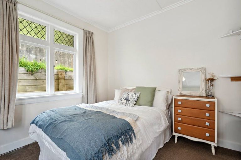 Photo of property in 51 Farnham Street, Mornington, Wellington, 6021