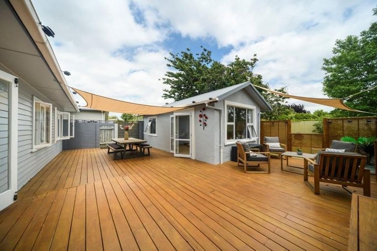 Photo of property in 406 Ruahine Street, Terrace End, Palmerston North, 4410