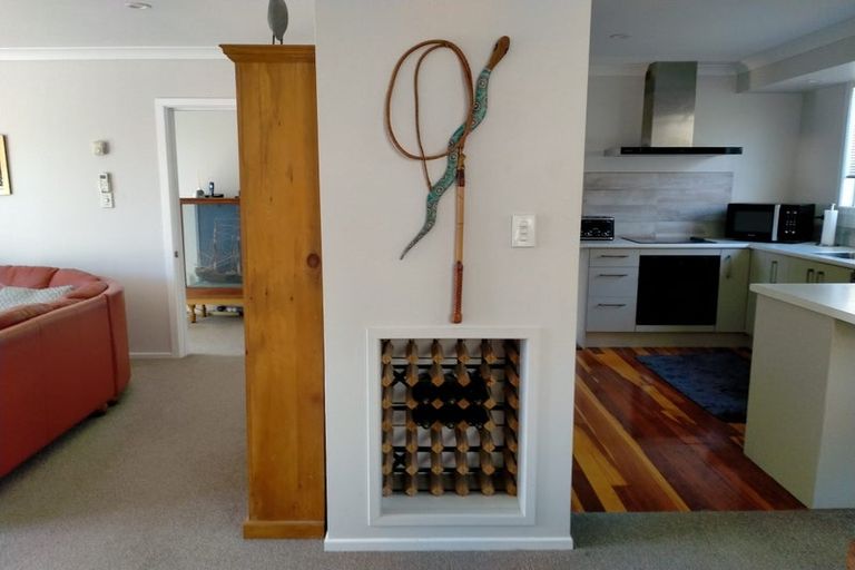 Photo of property in 30 Manor Drive, Stokes Valley, Lower Hutt, 5019