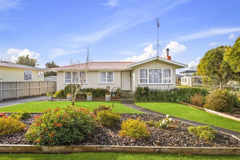 Photo of property in 44 Jillian Drive, Ranui, Auckland, 0612