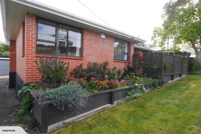 Photo of property in 75 Hall Road, Sawyers Bay, Port Chalmers, 9023