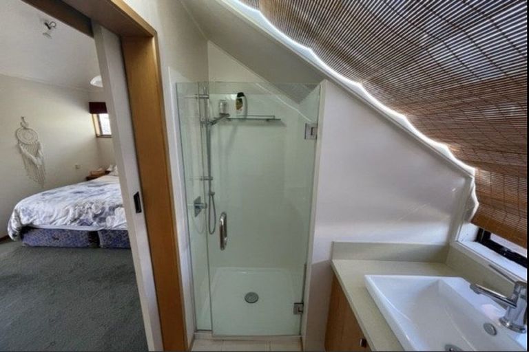 Photo of property in 2/13 Saltburn Road, Milford, Auckland, 0620