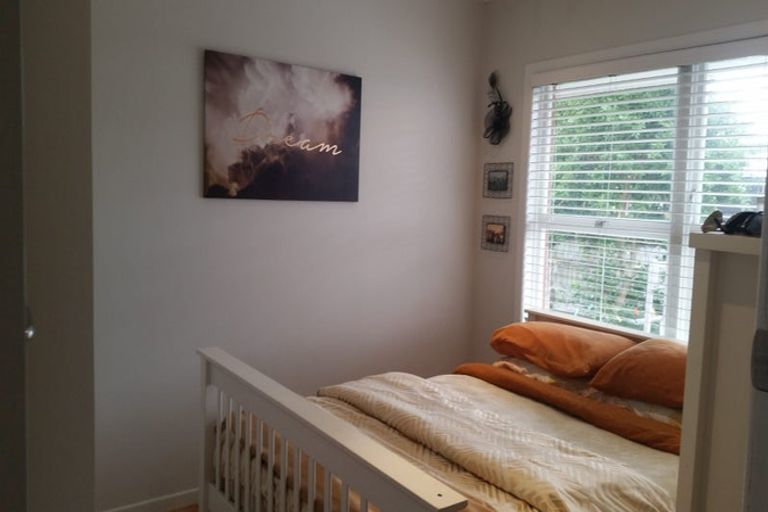 Photo of property in 4112/110 East Coast Road, Forrest Hill, Auckland, 0620