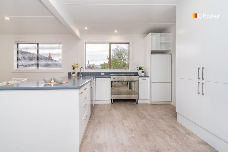 Photo of property in 19 Koremata Street, Green Island, Dunedin, 9018