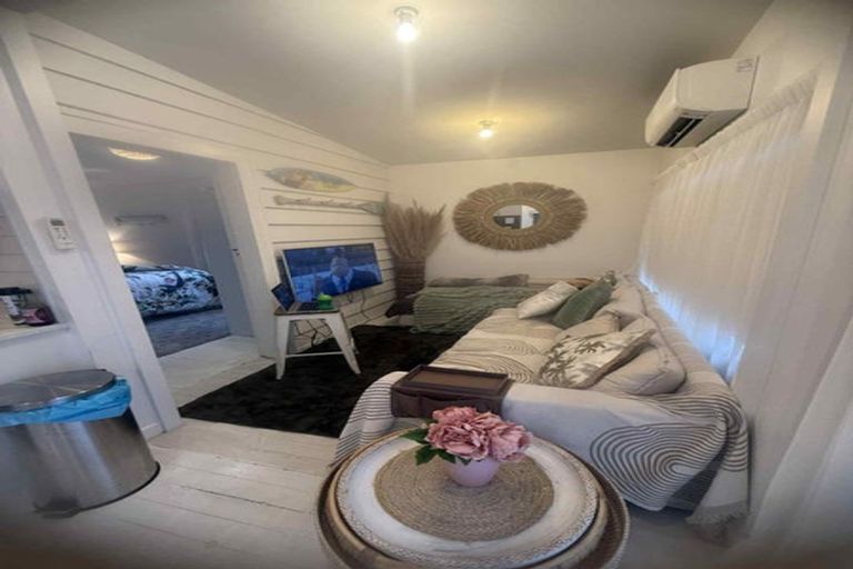 Photo of property in 14 Wood Street, Mangawhai Heads, Mangawhai, 0505