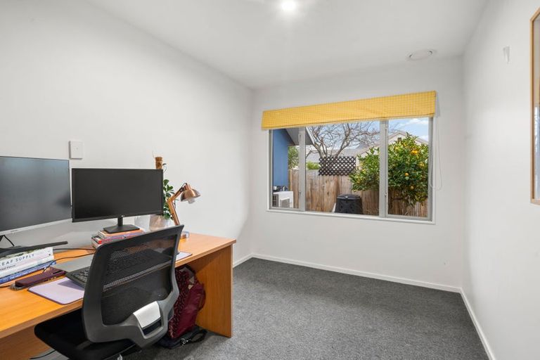 Photo of property in 105 Kotuku Crescent, Woolston, Christchurch, 8023